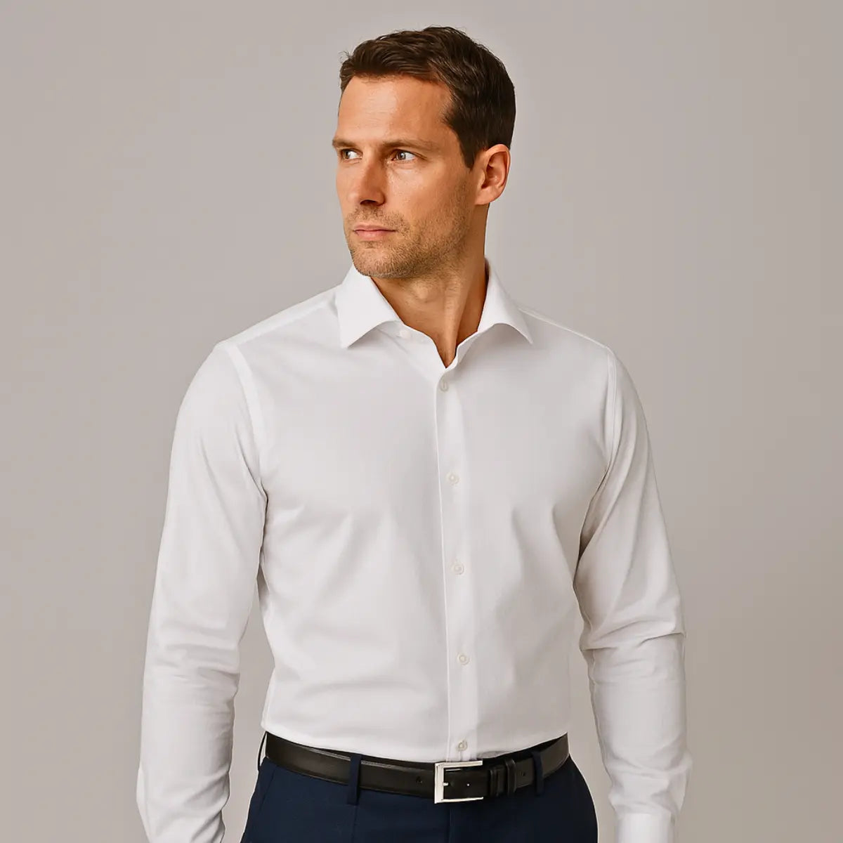 Chemise Infroissable à Coupe Ajustée